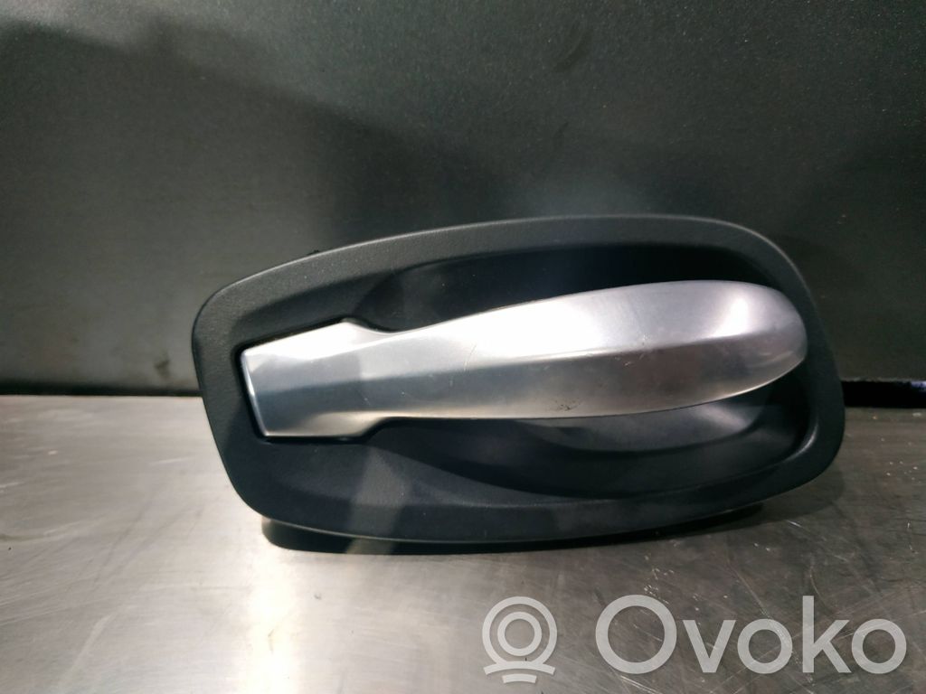 Manecilla interna puerta trasera   33295001