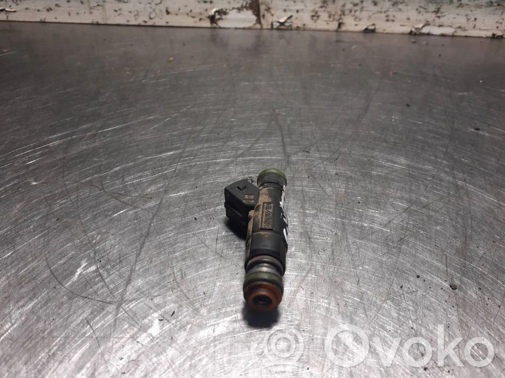 Chrysler Voyager Inyector de combustible 