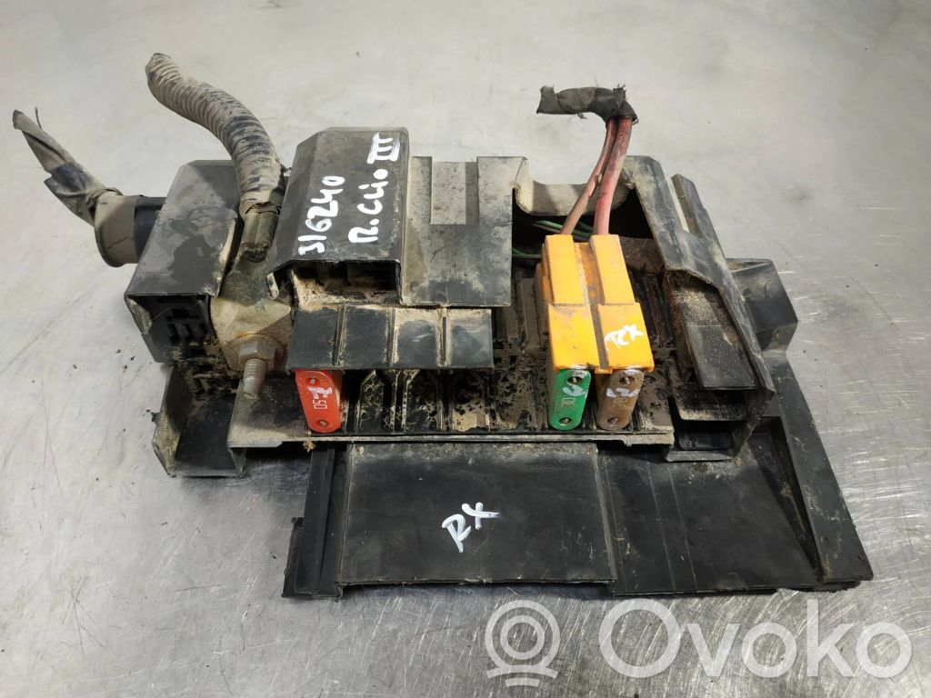Renault Clio III Sulakemoduuli 