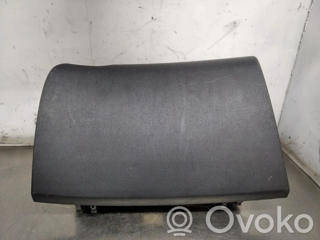 Guantera   84510A2100