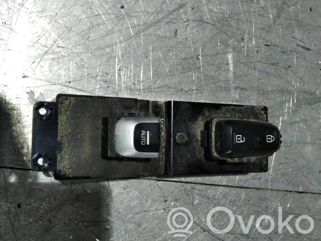 KIA Optima Electric window control switch 