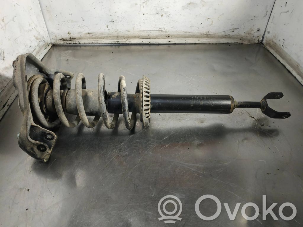 Audi A4 S4 B5 8D Amortyzator przedni 