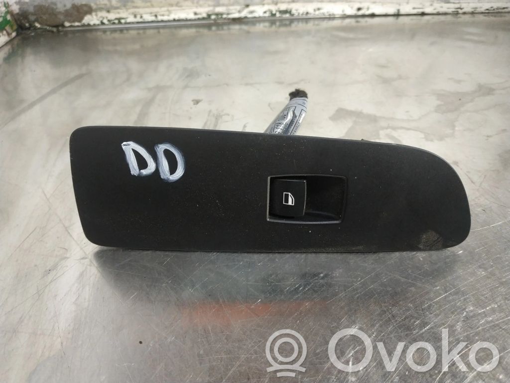 BMW 1 E81 E87 Electric window control switch 