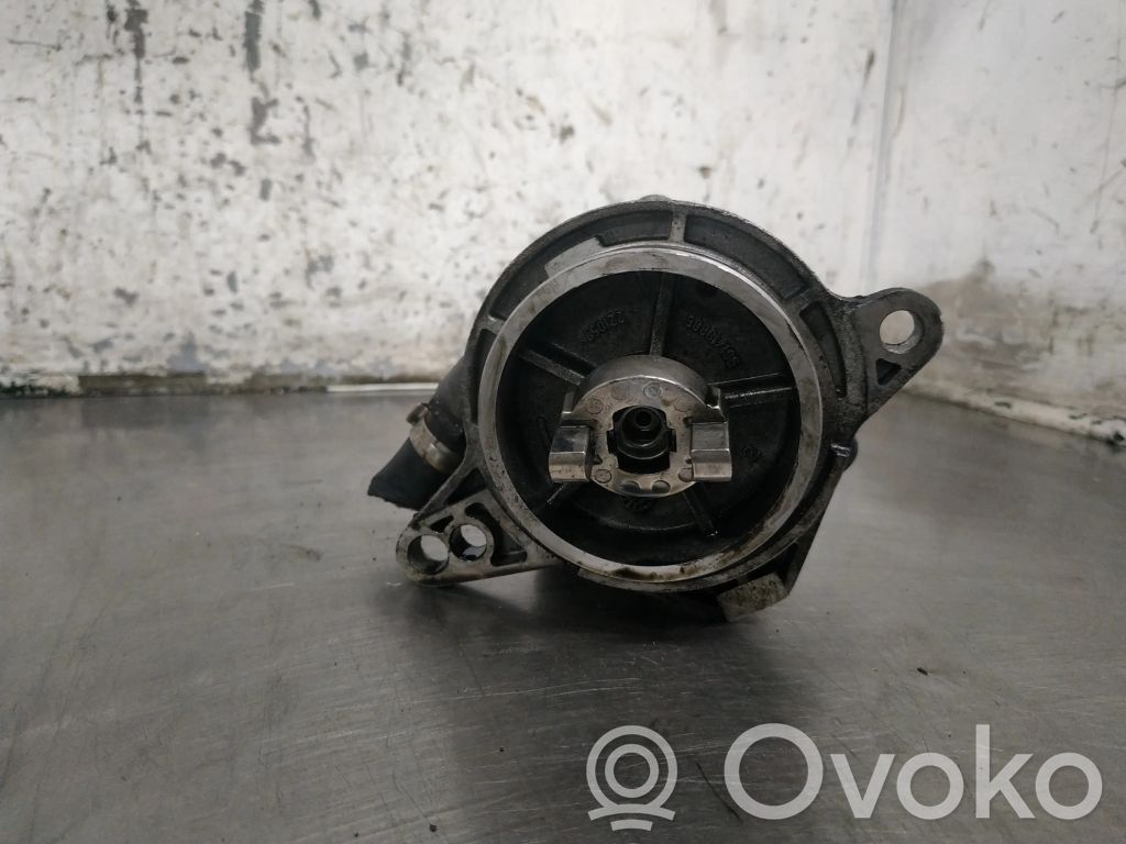 BMW 3 E46 Vacuum pump 