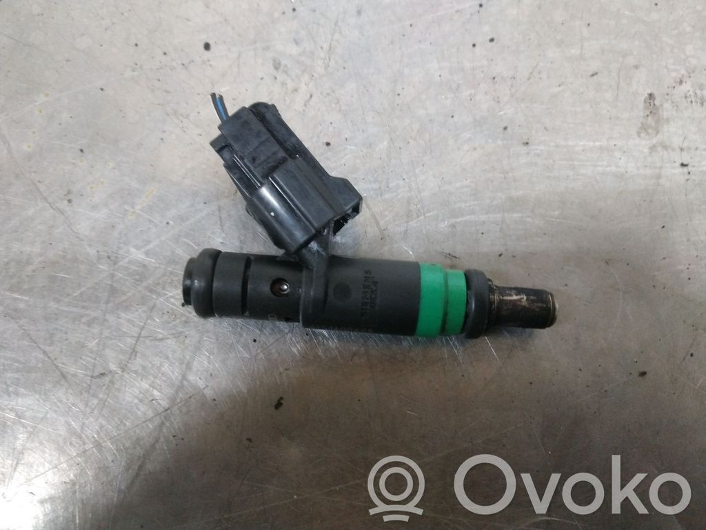 Inyector de combustible   06C133551