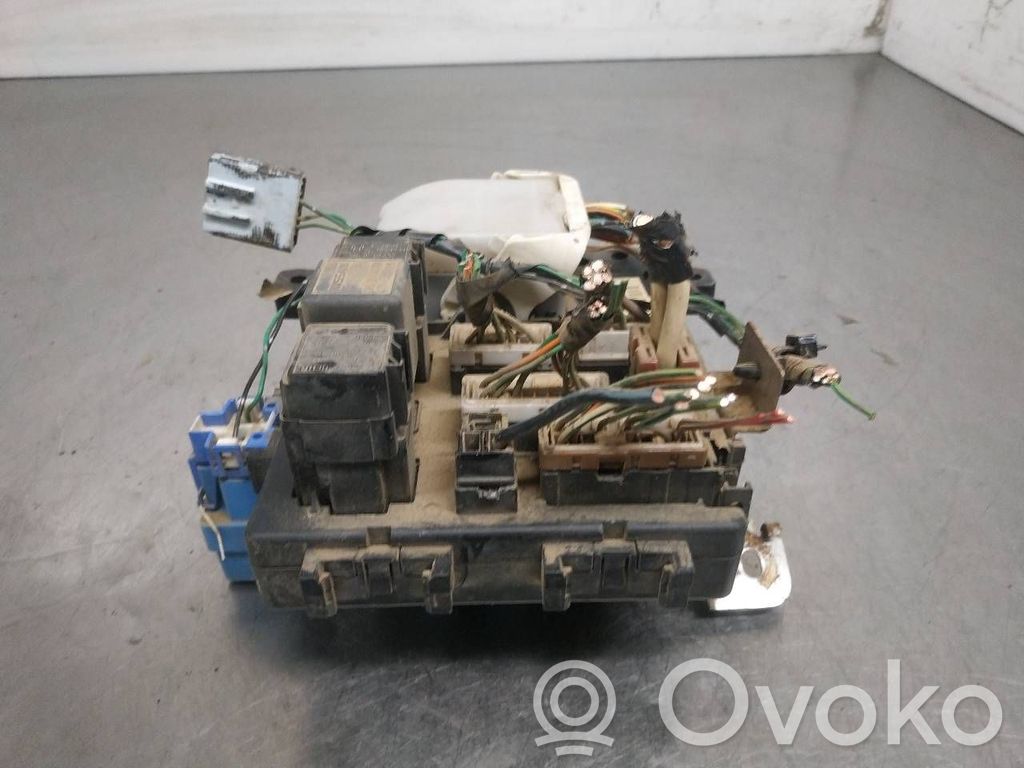 Nissan Terrano Fuse module 