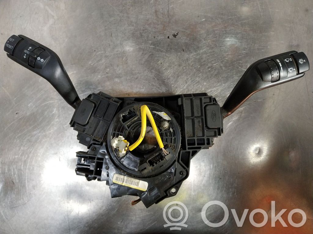 Interruptor de control multifunción   6C1T6475AB