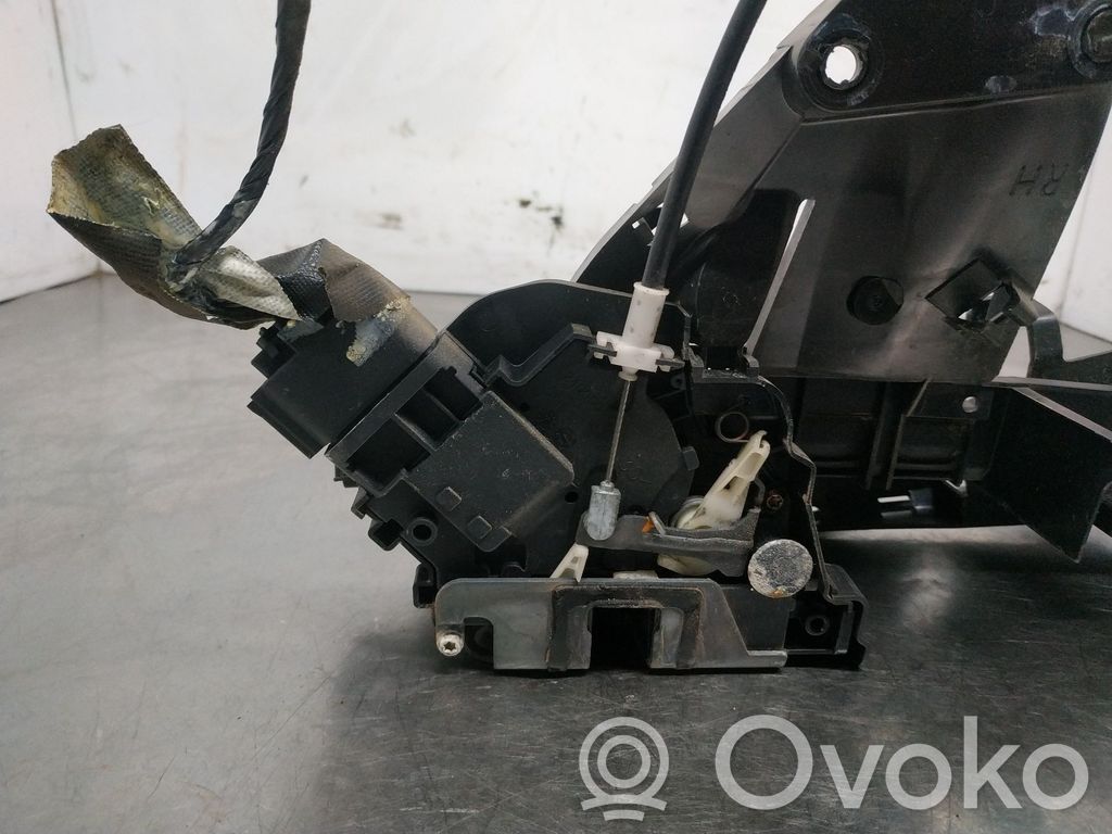 Ford Focus Front door lock 