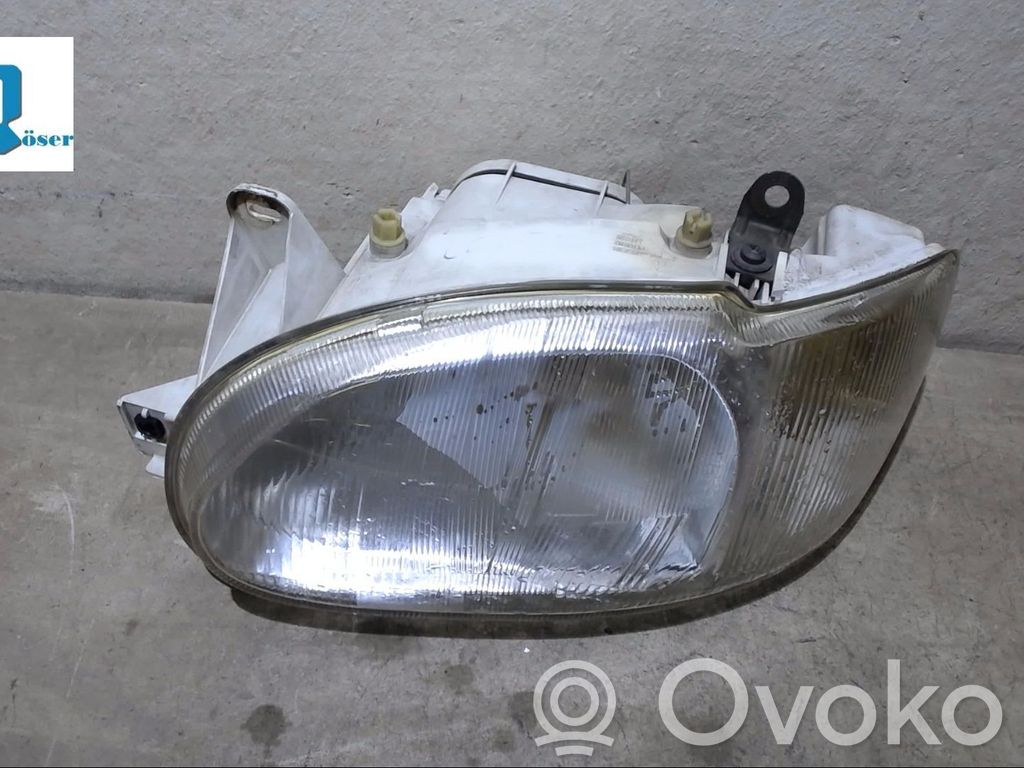 Scheinwerfer   1076554