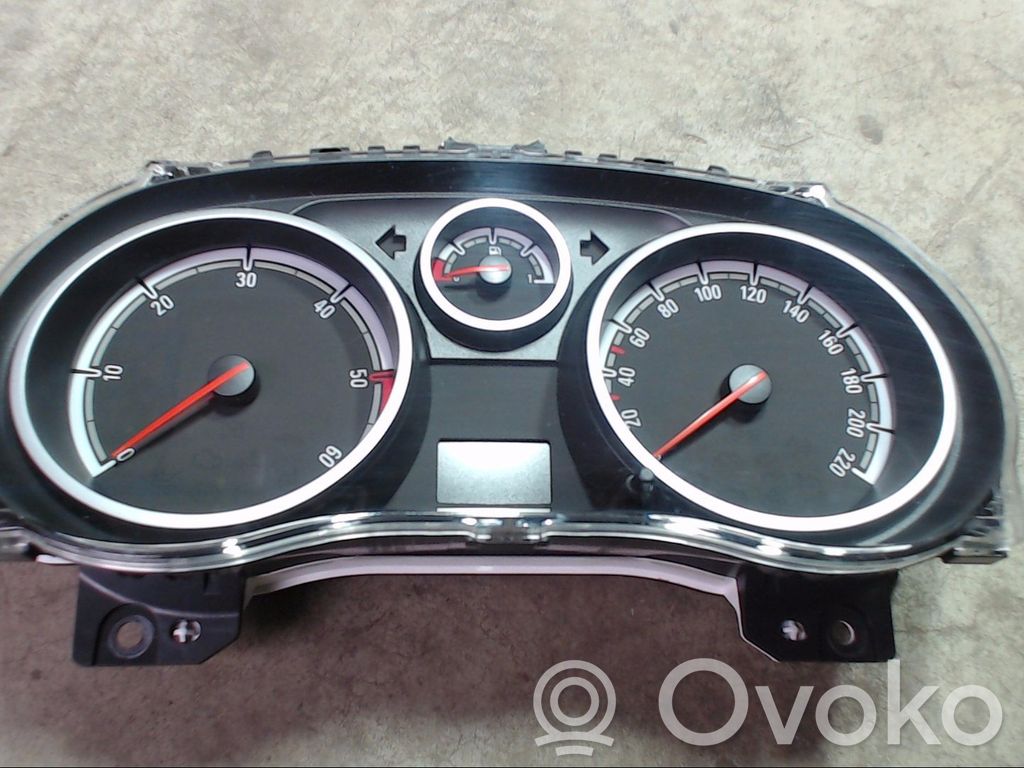 Opel Corsa D Alte piese panou de bord 