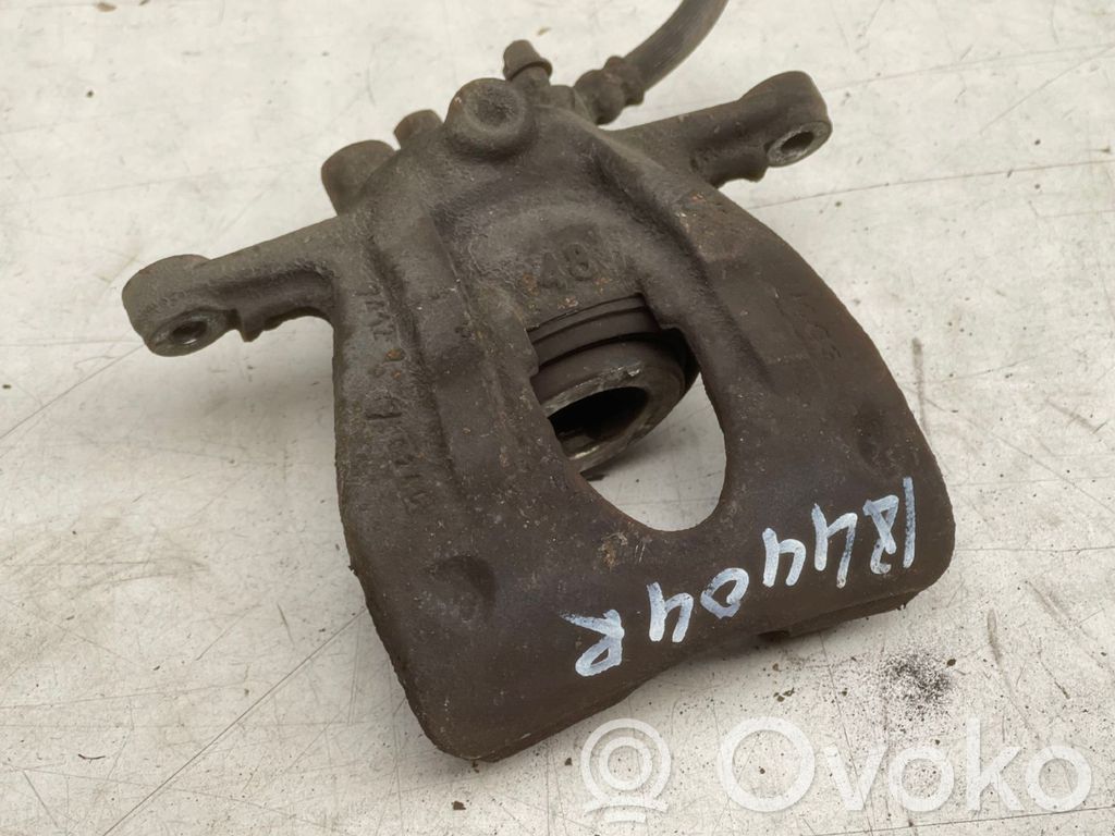 Opel Corsa C Zacisk hamulcowy przedni 