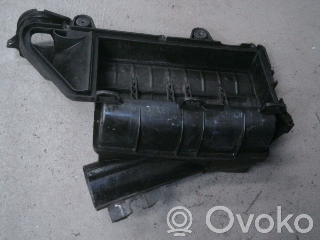 Ford Fiesta Luftfilterkasten 