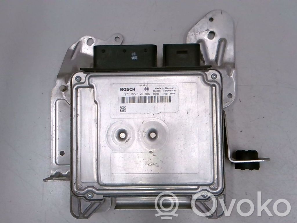 BMW X5 E70 Engine control unit/module 