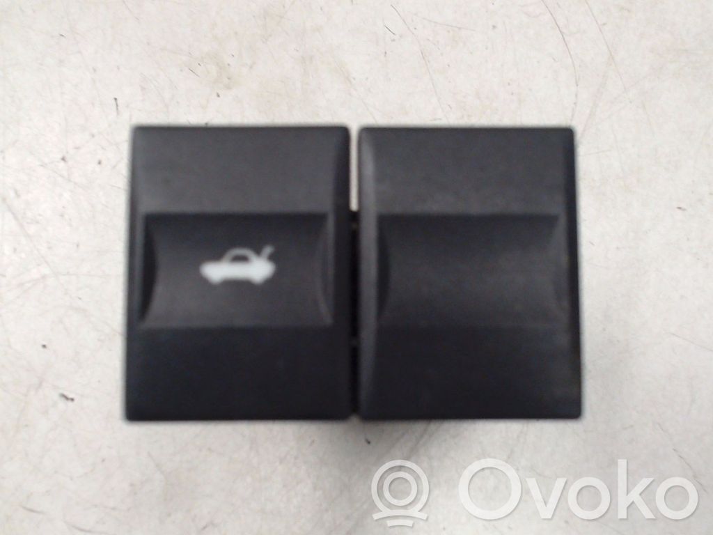 Ford Mondeo Mk III ESP (stability program) switch 