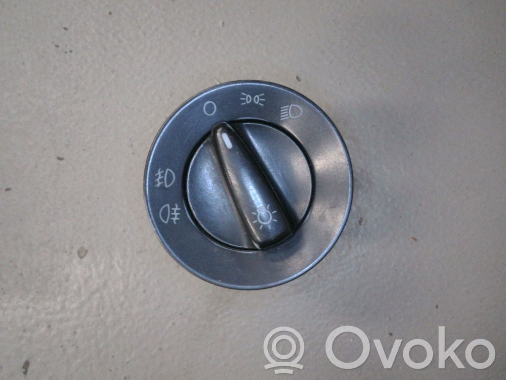 Light switch   1121561,1108918
