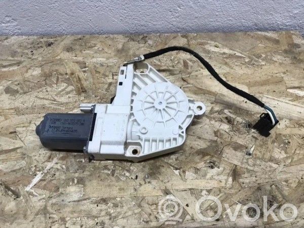 Audi A4 S4 B8 8K Front door window regulator motor 
