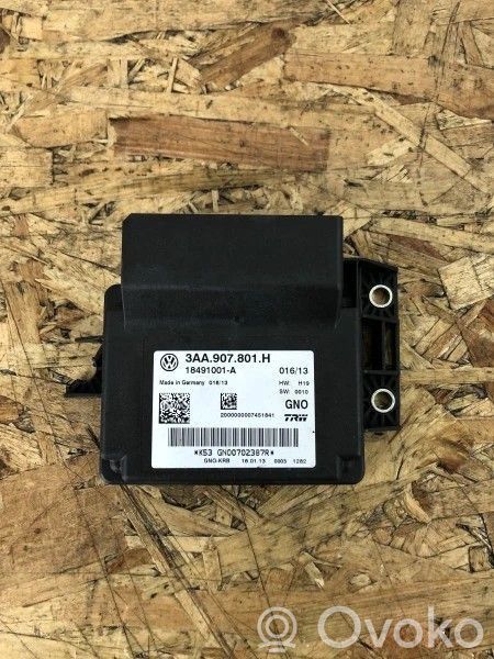 Volkswagen PASSAT B7 Modulo di controllo del freno a mano 