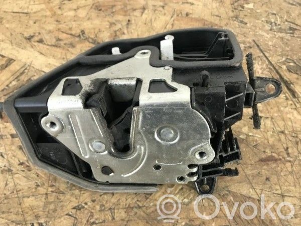 Cerradura de puerta trasera   7202147,15759