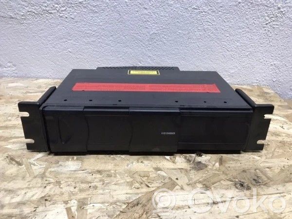BMW 1 E81 E87 CD/DVD changer 