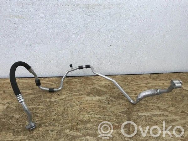 Volkswagen PASSAT B7 Conductă/furtun aer condiționat (A/C) 