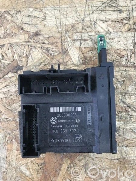 Volkswagen PASSAT B6 Unitate/modul comandă uși 
