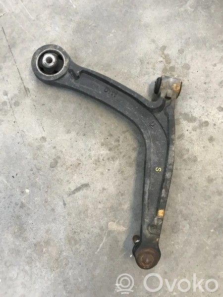 Fiat 500 Dolny wahacz przedni 