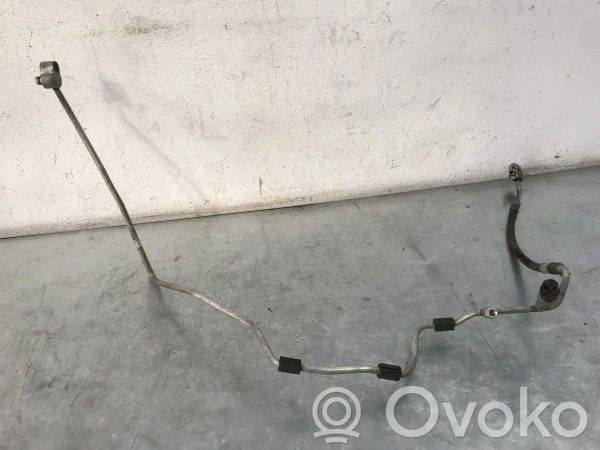 Volkswagen PASSAT B7 Air conditioning (A/C) pipe/hose 