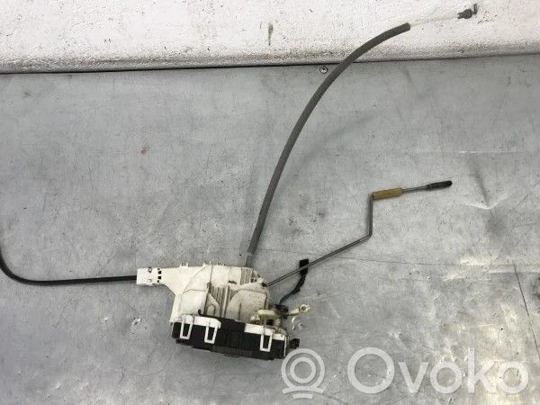 Volkswagen Crafter Front door lock 