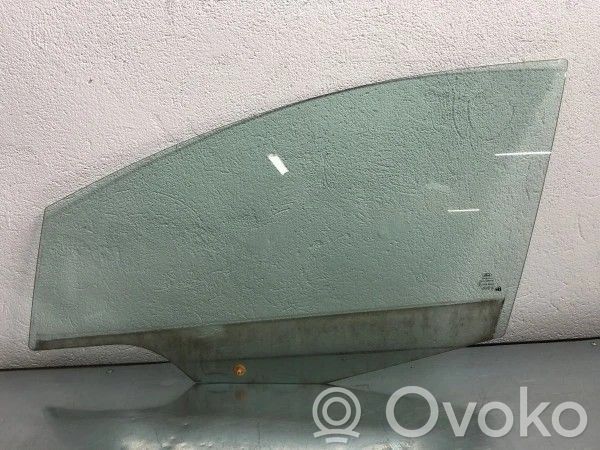 Ford Focus Etuoven ikkunalasi, neliovinen malli 