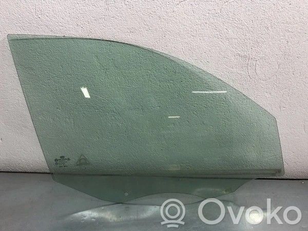 KIA Sorento Vetro del finestrino della portiera anteriore - quattro porte 