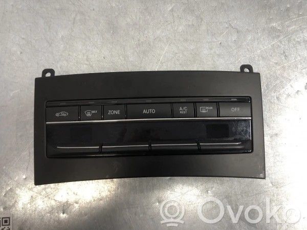 Mercedes-Benz E W212 Climate control unit 