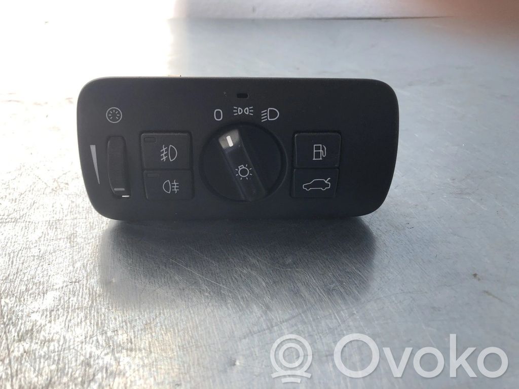 Volvo V70 Light switch 