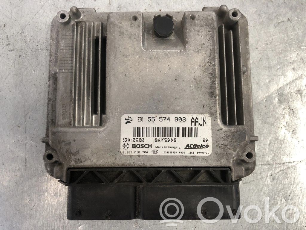 Opel Insignia A Komputer / Sterownik ECU silnika 