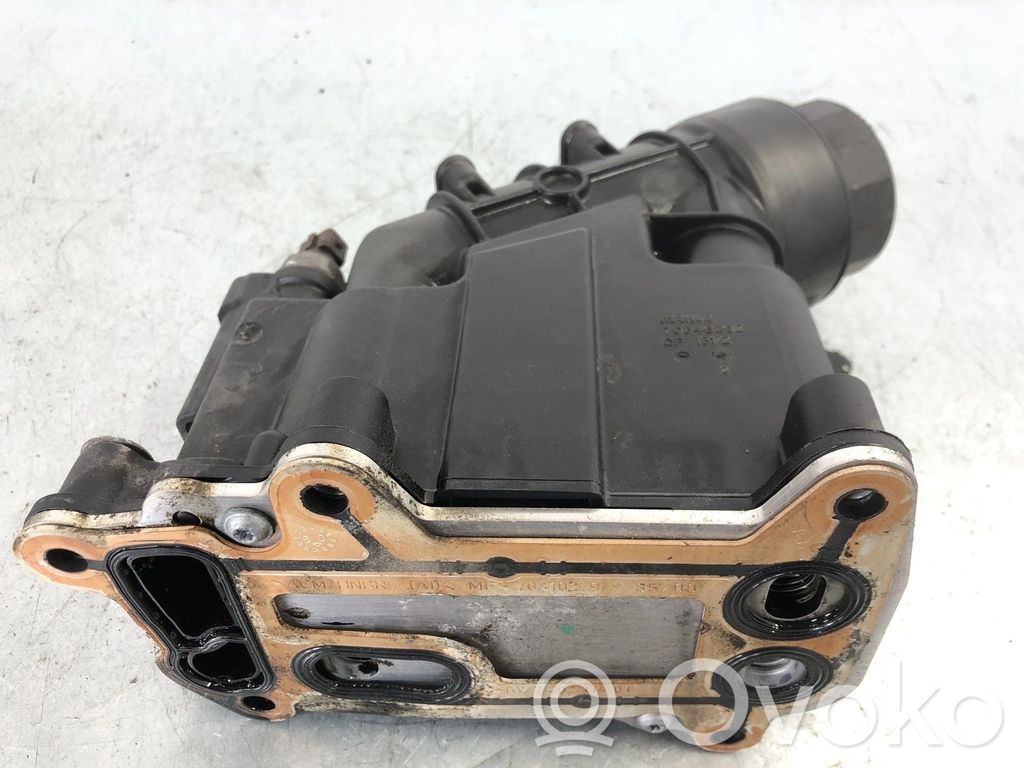 BMW 1 E81 E87 Supporto di montaggio del filtro dell’olio 