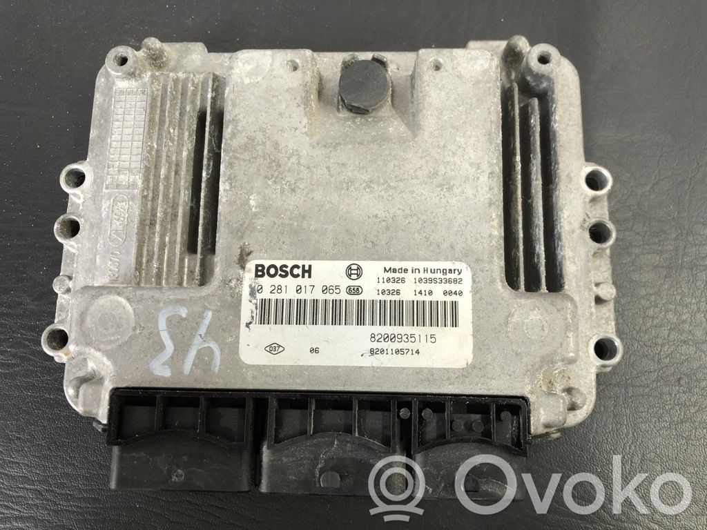 Renault Trafic II (X83) Блок управления двигателем ECU 