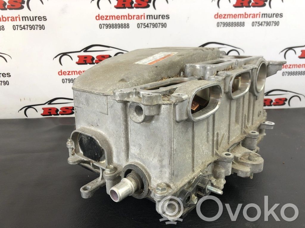 Toyota Yaris Falownik / Przetwornica napięcia 
