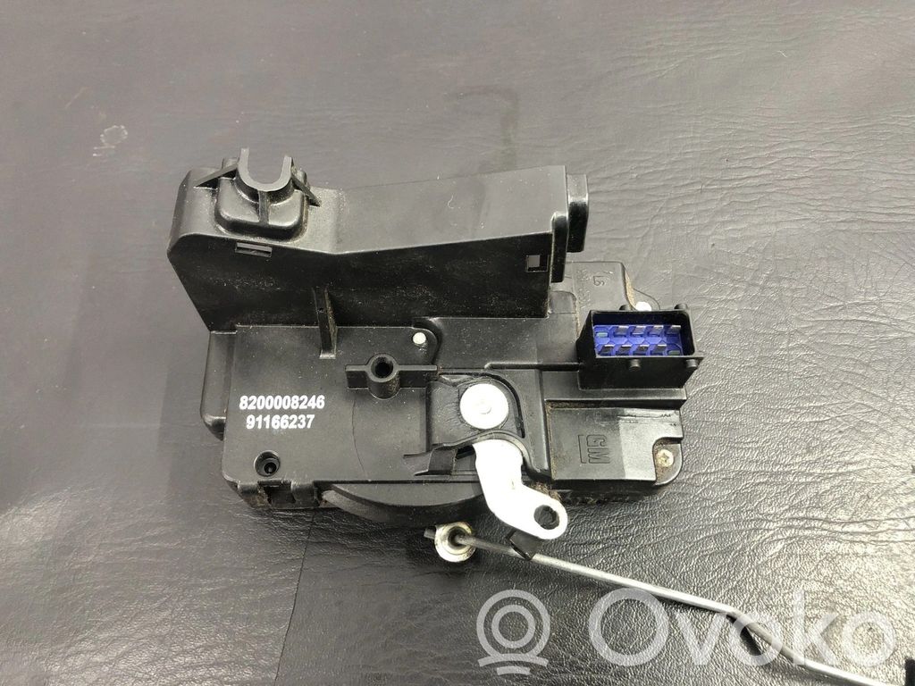 Opel Vivaro Serratura portiera anteriore 