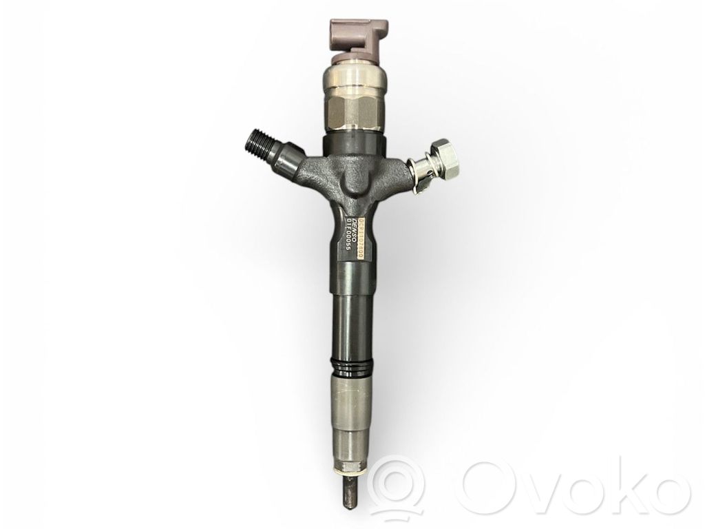 Toyota Hilux (AN10, AN20, AN30) Injector combustibil 
