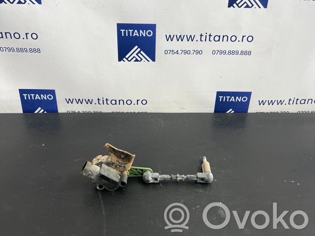 Czujnik poziomowania świateł osi przedniej   3C0907503,265493
