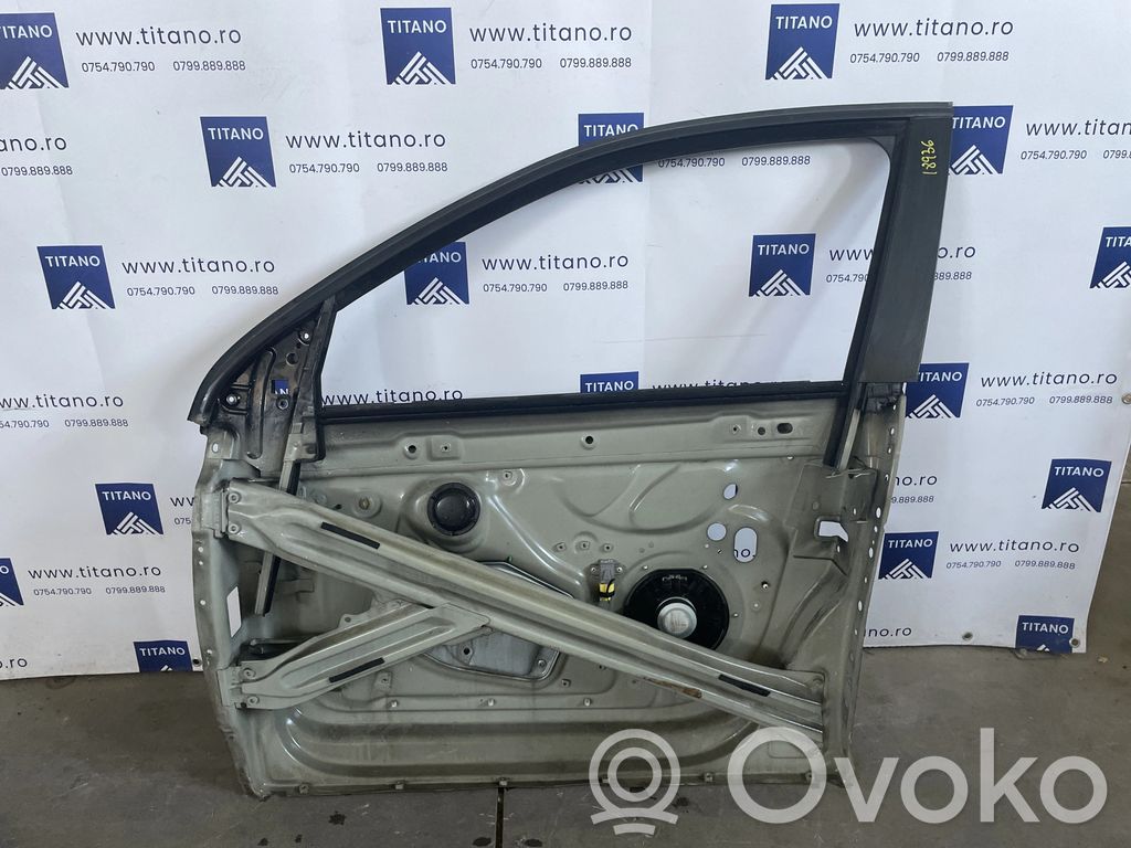 Volkswagen Golf VI Front door 