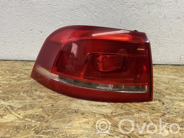Volkswagen PASSAT B7 Rückleuchte Heckleuchte 