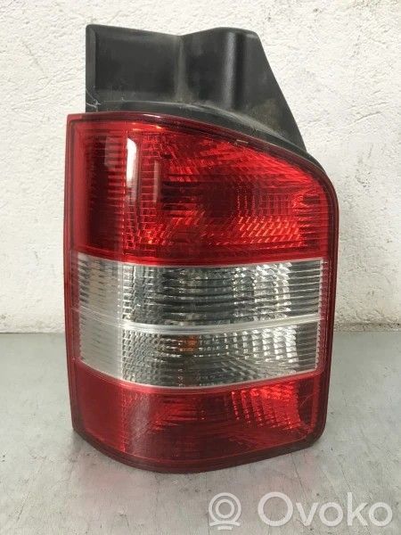 Lampa tylna   7H5945257,77748