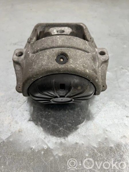 Audi A4 S4 B8 8K Supporto di montaggio del motore 