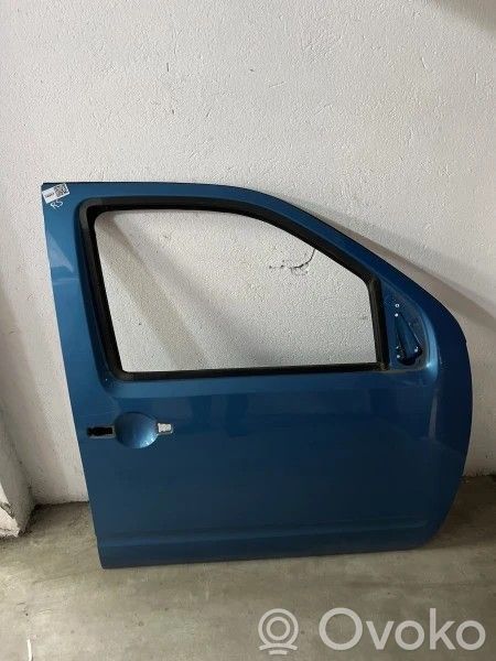 Nissan Navara D40 Puerta delantera 