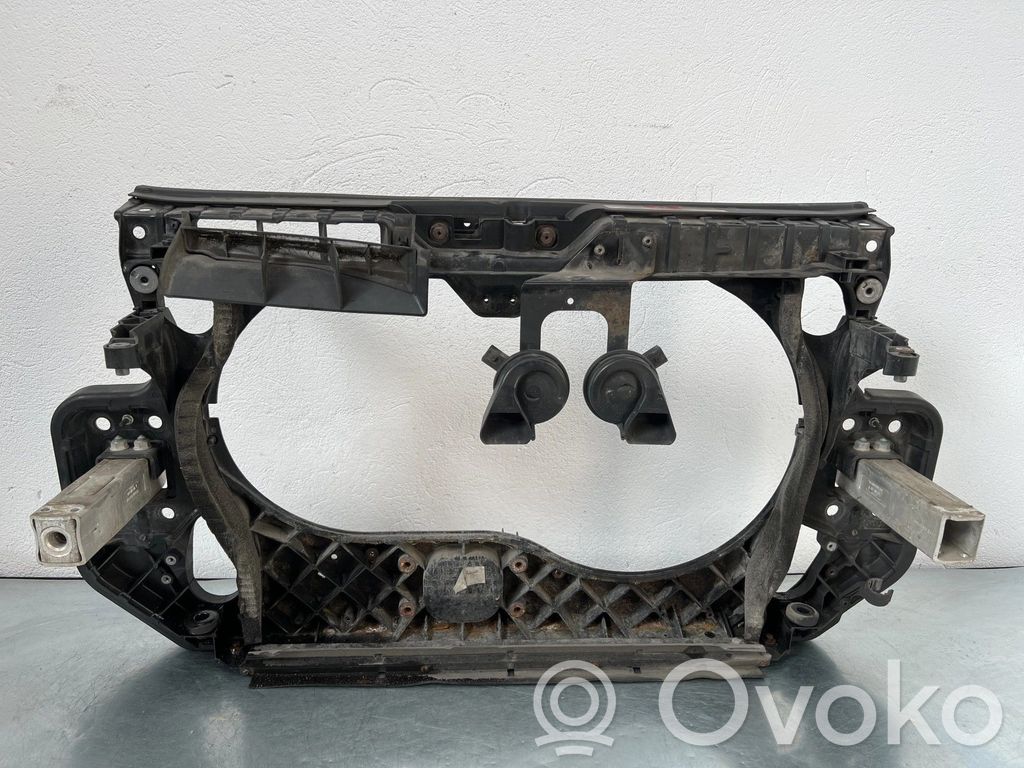 Audi A6 S6 C6 4F Radiatoru panelis 