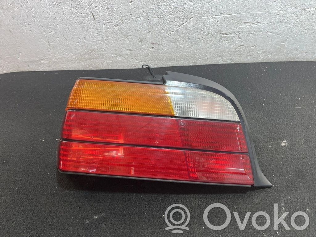 Lampa tylna   1227283,242608