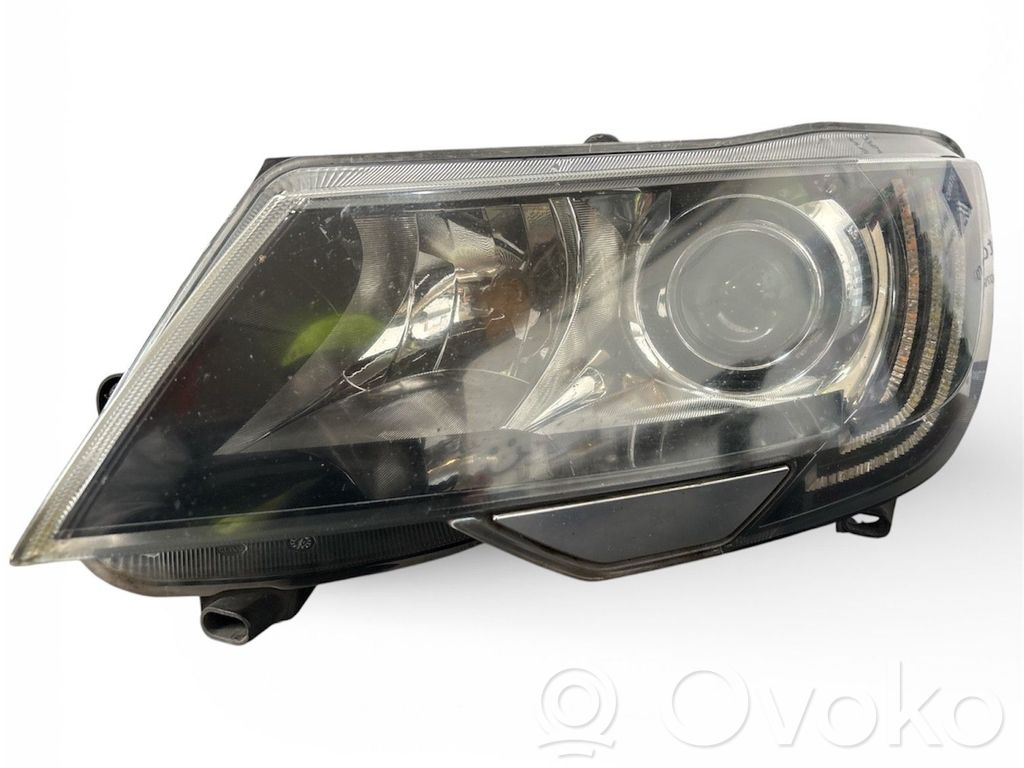 Skoda Superb B6 (3T) Lampa przednia 