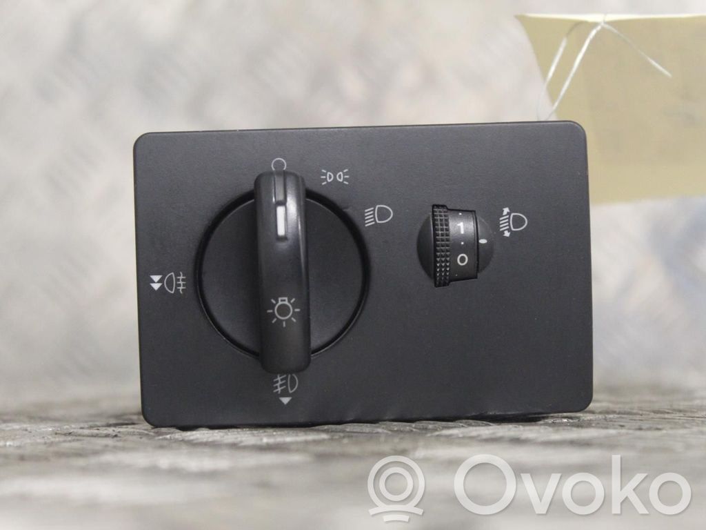 Ford Fiesta Light switch 