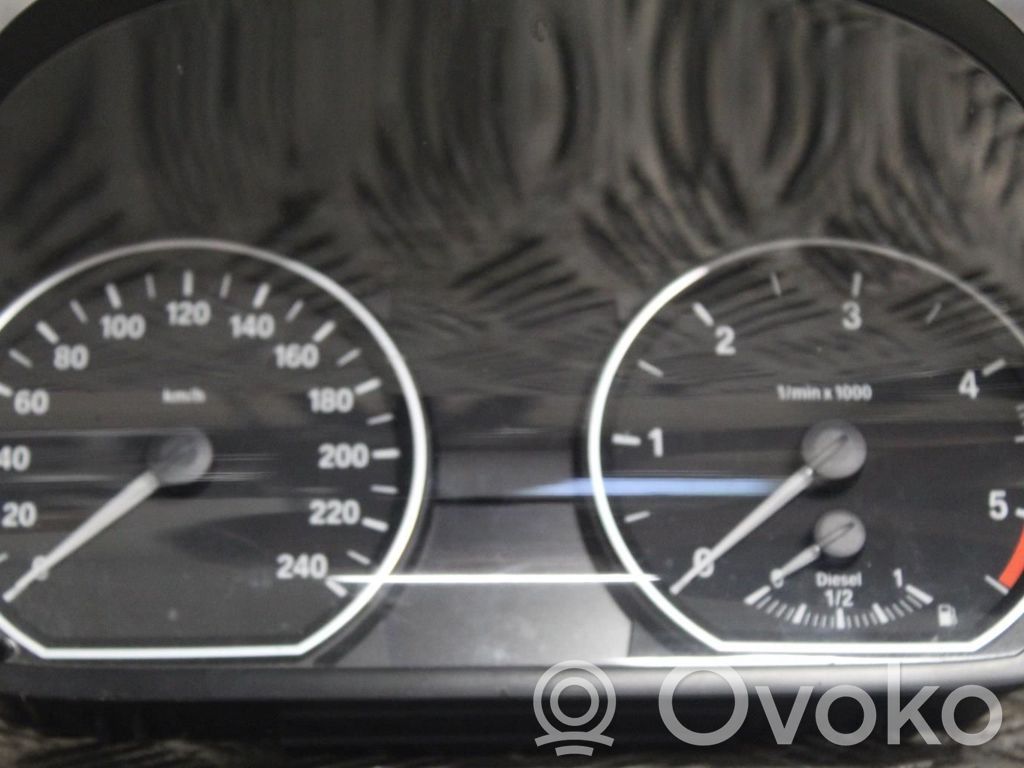 BMW 1 E81 E87 Nopeusmittari (mittaristo) 