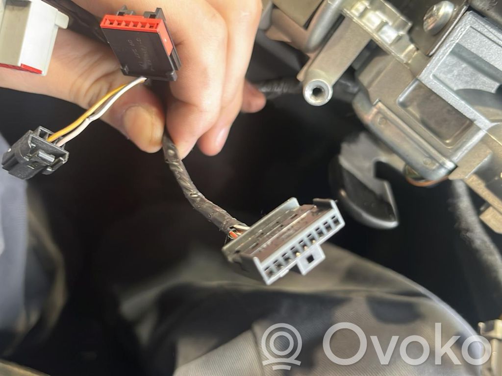 Ford C-MAX I Conjunto de bloqueo 